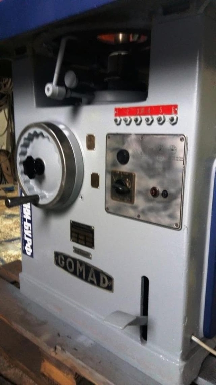 Фрезерный станок б/у GOMAD, ремонт февраль 2024г.