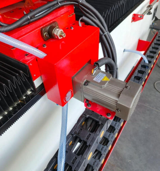 Заточные станки с магнитной плитой для дробильных и лущильных ножей ISM-АВ