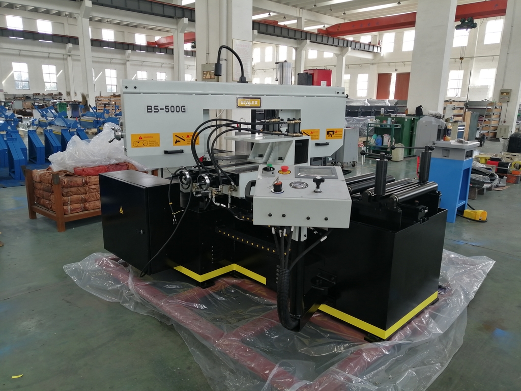 автоматический ленточнопильный колонный станок  Stalex BS-500GА (388129А)