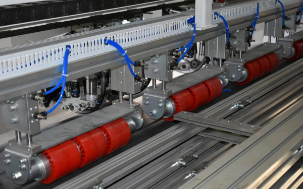 Резательно-рилёвочный станок KDT WG8C5