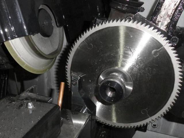 Станок для заточки дисковых пил UT.MA AL-805