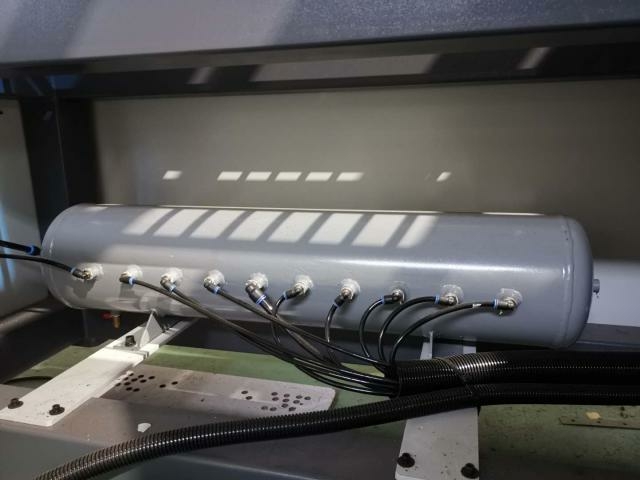 Сверлильно-присадочный станок с ЧПУ HOLD HB621GH6