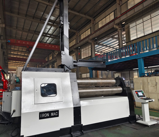 Вальцы четырехвалковые гидравлические IRONMAC 4R HSS 16/2000 х 300