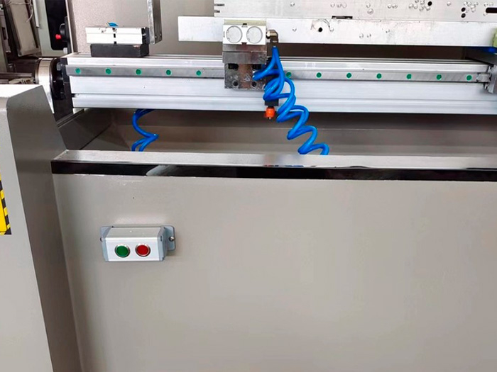 Обрабатывающий центр WSZ2-CNC-3000 с ЧПУ для алюминиевого профиля