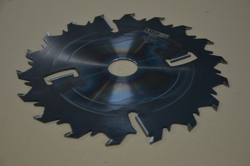 Пила дисковая 500 x 50 x 5,2/3,2 Z = 18 + 4 PI-130 SMD Series 1