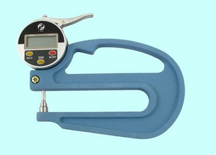 Толщиномер индикаторный электронный (0-10мм), цена дел. 0,01мм, L120мм "CNIC" (580-206)