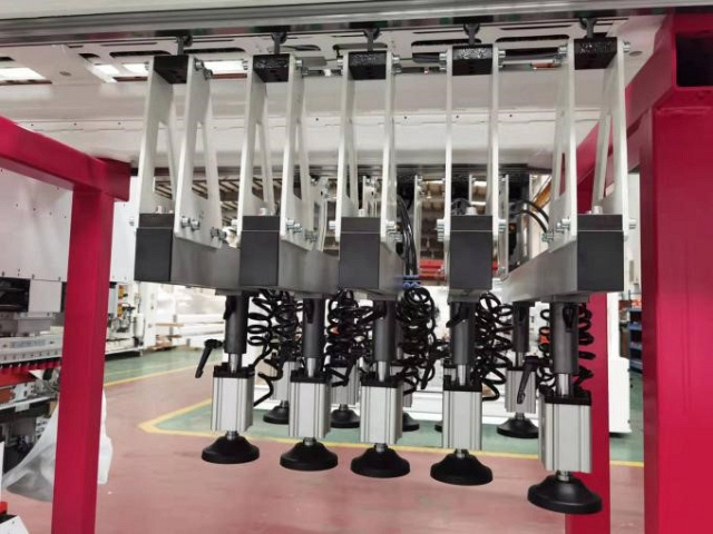 Сверлильно-присадочный станок с ЧПУ Nanxing NDC532A