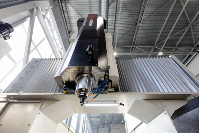 Портальный фрезерный центр SPITZEN SMG-4116