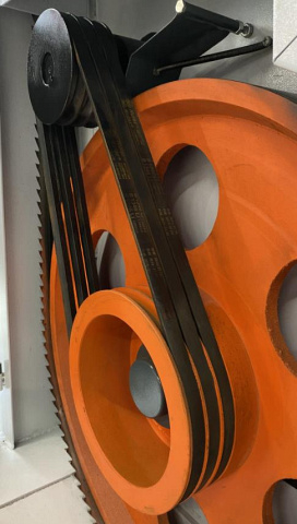 Ленточнопильный станок с подающим устройством EcoWood BS700 Auto