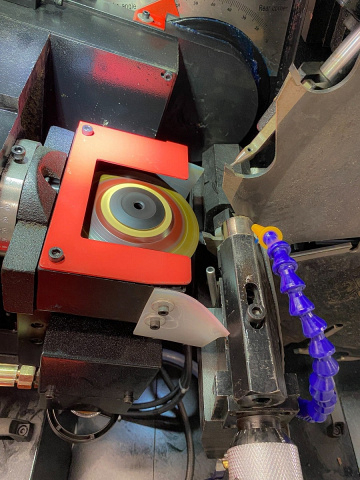 Станок для заточки дисковых пил с напайками IRONMAC 800AN