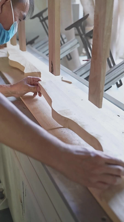 Продольно-фрезерный станок с ЧПУ JUNRAN JR-8TS