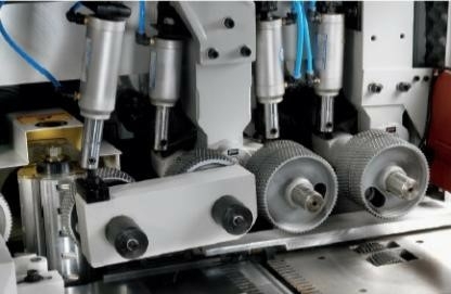 Cтрогально-калевочный станок G 240/5