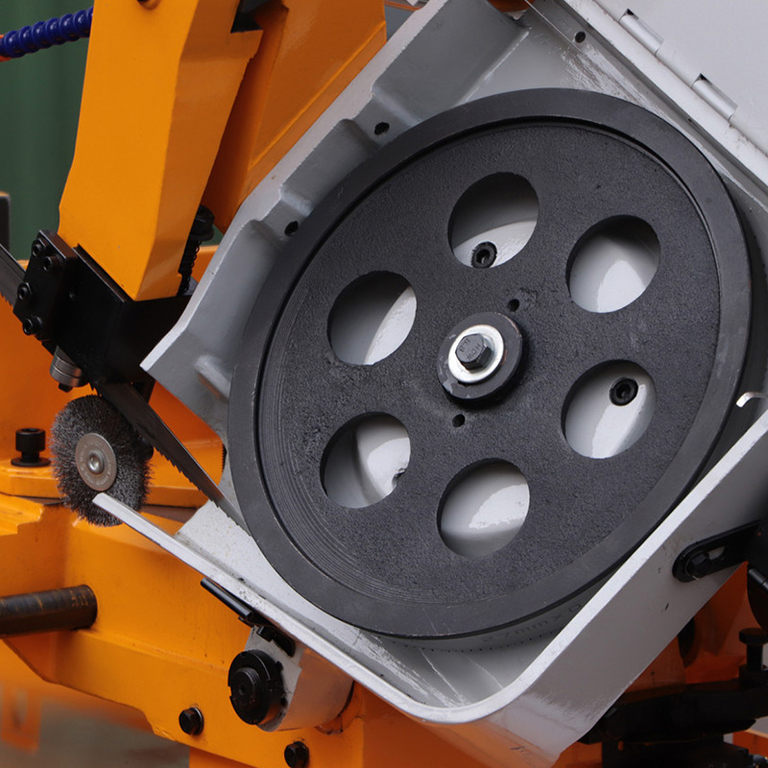 Ленточнопильный станок Visprom PPK-255B