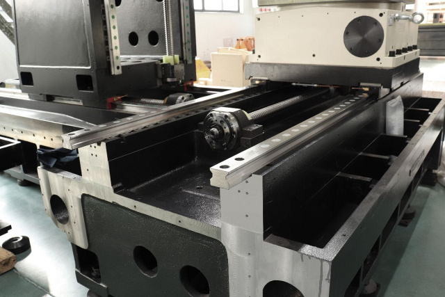 Горизонтально-фрезерный центр SPITZEN HMT-630