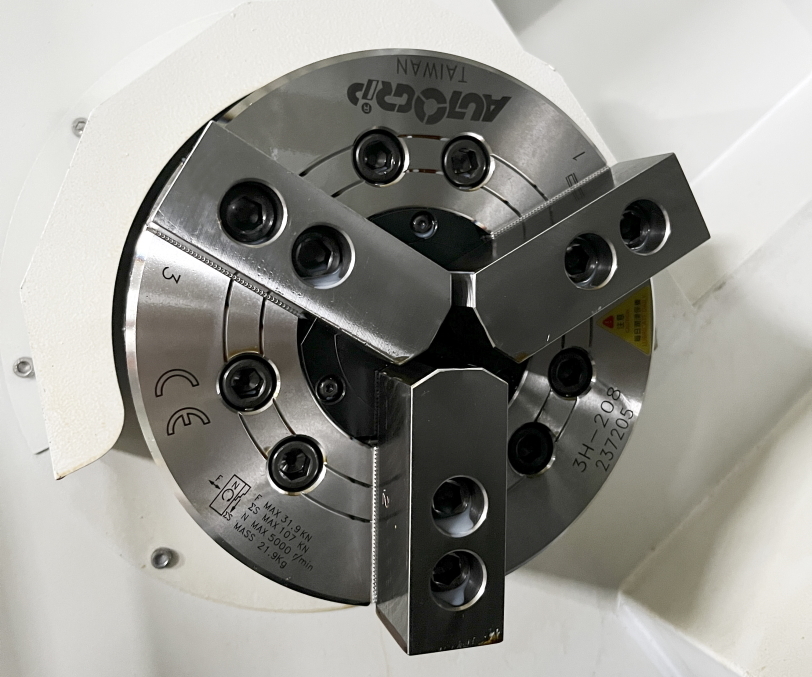 Горизонтальные токарные станки MetalCraft TCK50-500 c ЧПУ Fanuc (TCK50-500.F11/15.A2-6.8K.203T)