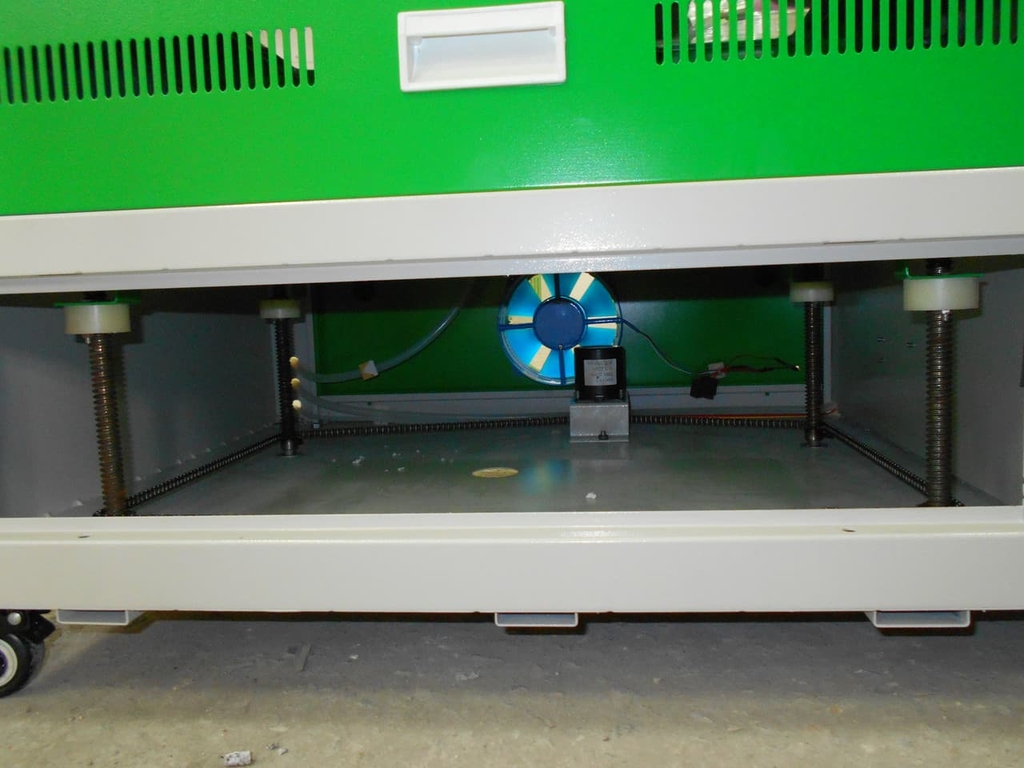 Лазерно-гравировальный станок LTT-Z5040