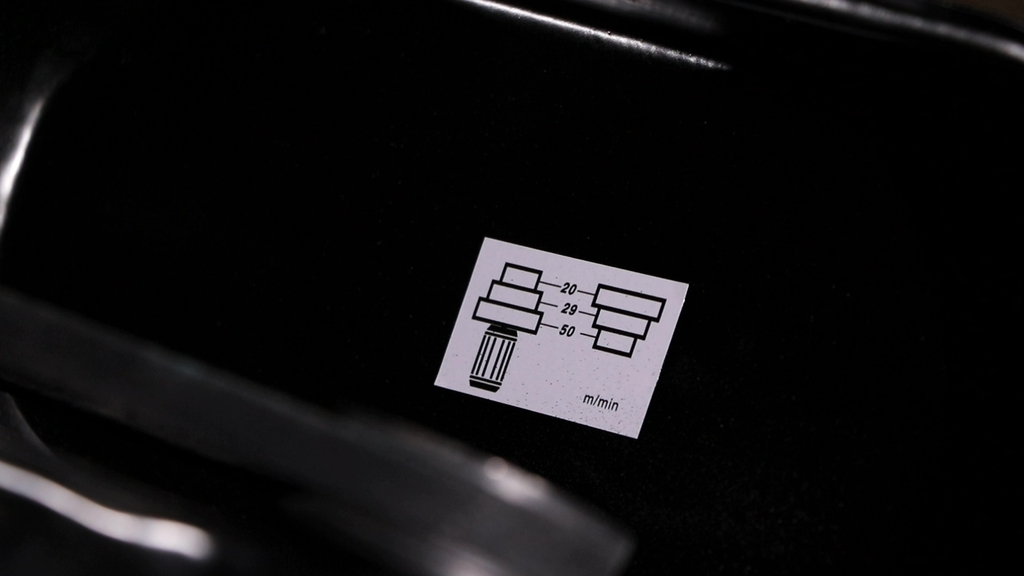 Ленточная пила по металлу AURA LM-128SHD/220 (40128100)