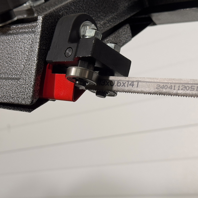 Ленточная пила по металлу AURA LM-128SHDV/220 (40128110)