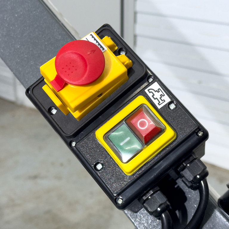 Ленточнопильный станок AURA LM-180B/380 (40180300)