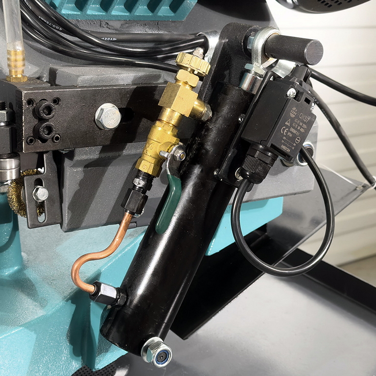 Ленточнопильный станок AURA LM-200U (40200300)