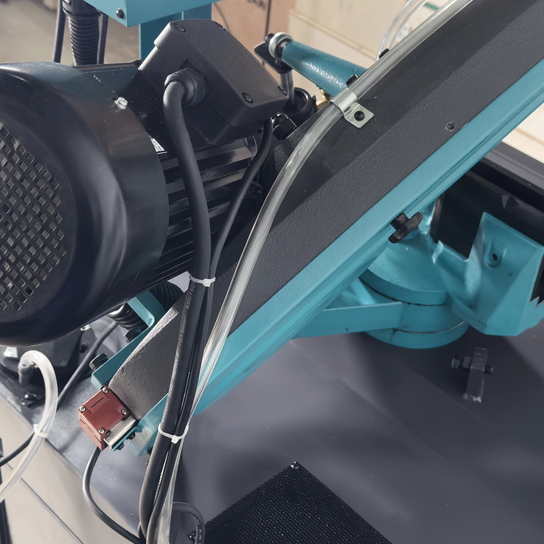 Ленточнопильный станок AURA LM-220G/380 (40220300)