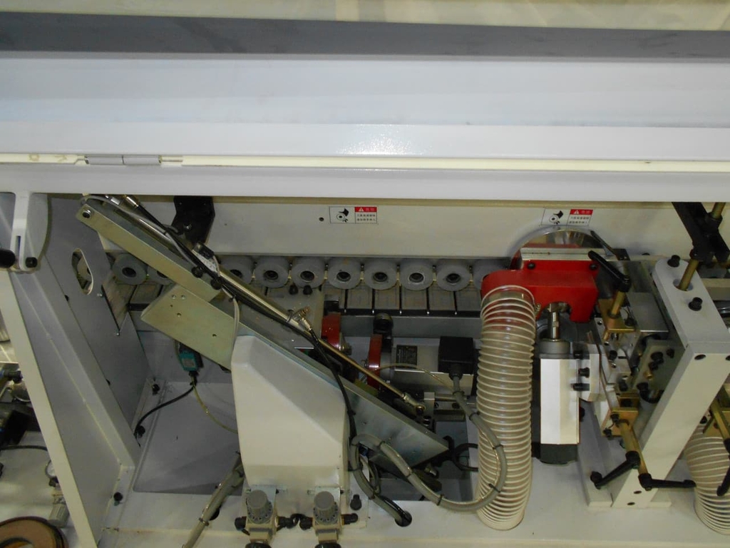 Автоматический кромкооблицовочный станок LTT-220PA