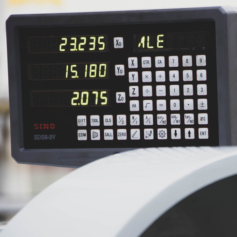 Универсальный токарный станок Proma SPF-1000PS с УЦИ