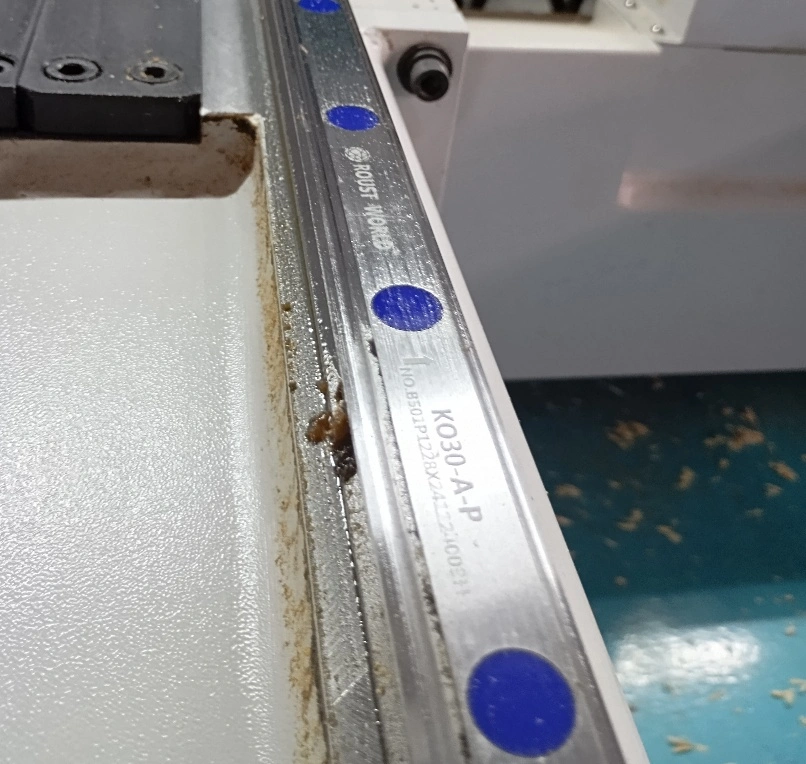 Пятиосевой обрабатывающий центр с ЧПУ JUNRAN JR-T4-32