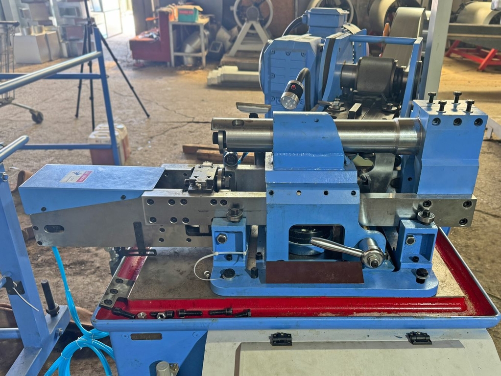 Спирально навивной станок SBTF-1602