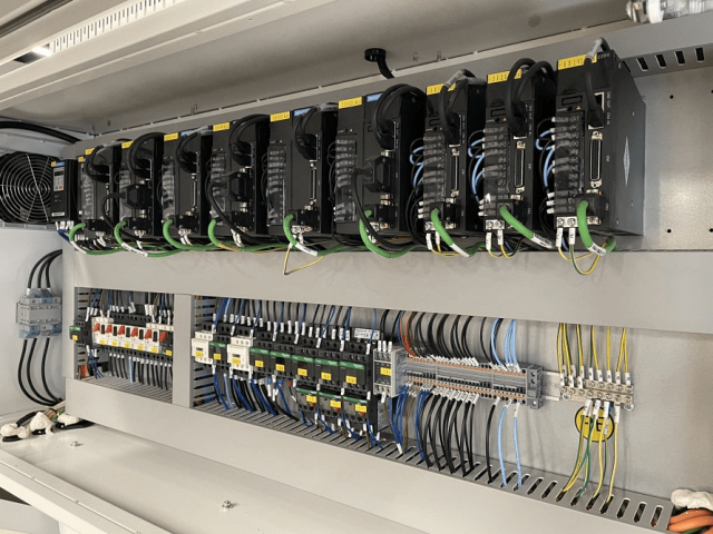 Сверлильно-присадочный центр с ЧПУ Nanxing NСB612S