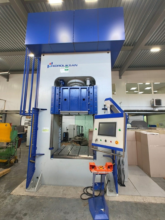 Гидравлический штамповочный пресс HIDROLIKSAN серии HDD