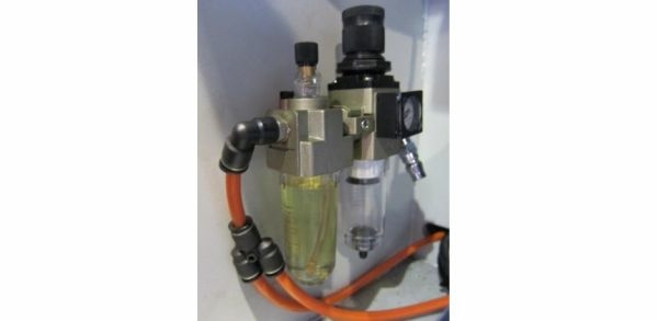 Шлифовальный станок орбитального типа для криволинейных и прямолинейных заготовок LIGA GB-160-2R