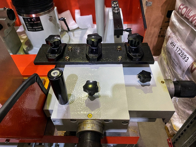 Станок для профилирования и заточки профильных и плоских ножей IRONMAC 330