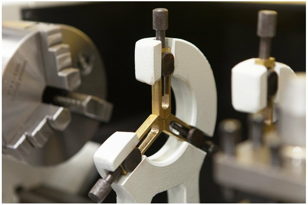 Станок настольный токарный Stalex D250x550C Vario