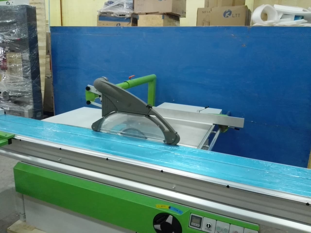 Форматно-раскроечный станок LTT F45
