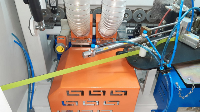 Автоматический кромкооблицовочный станок Alba Advantage 5 Ultra