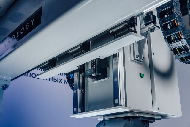 Пятиосевой обрабатывающий центр с ЧПУ QUADRO SPRINT X5