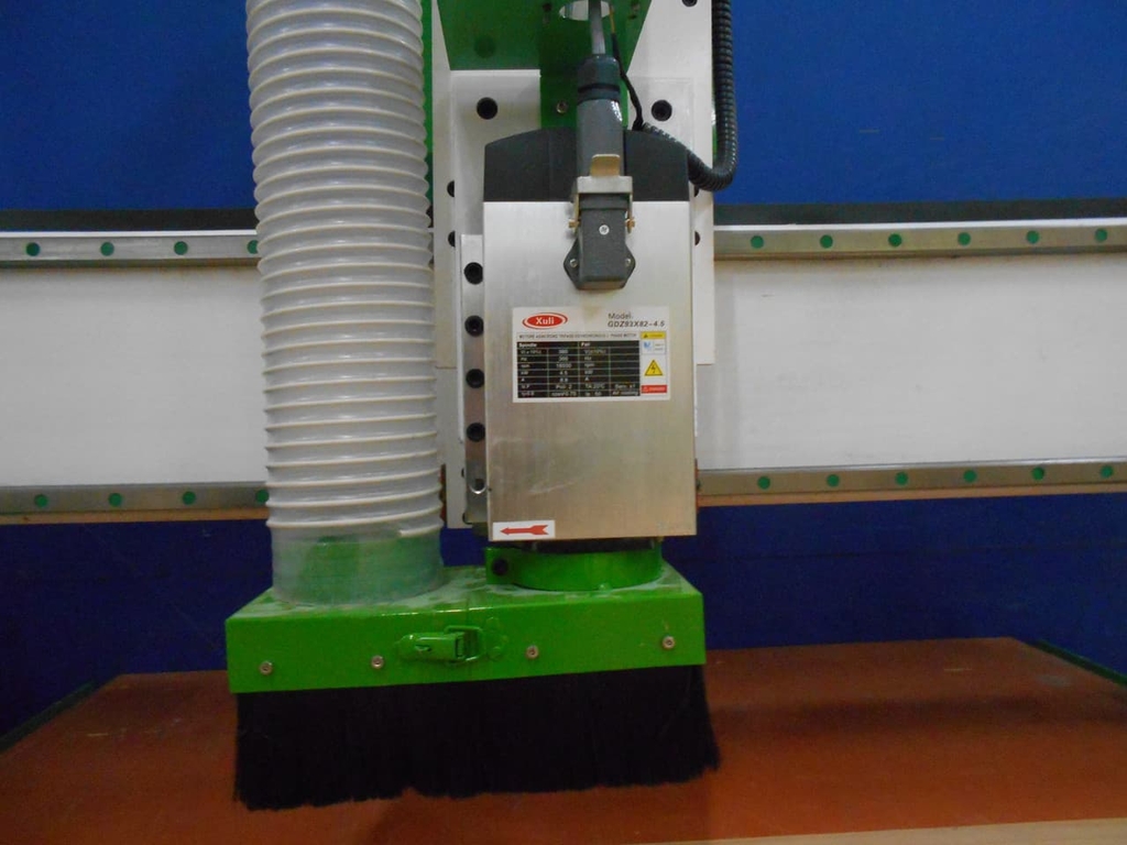 Фрезерно-гравировальный станок с чпу LTT-2130