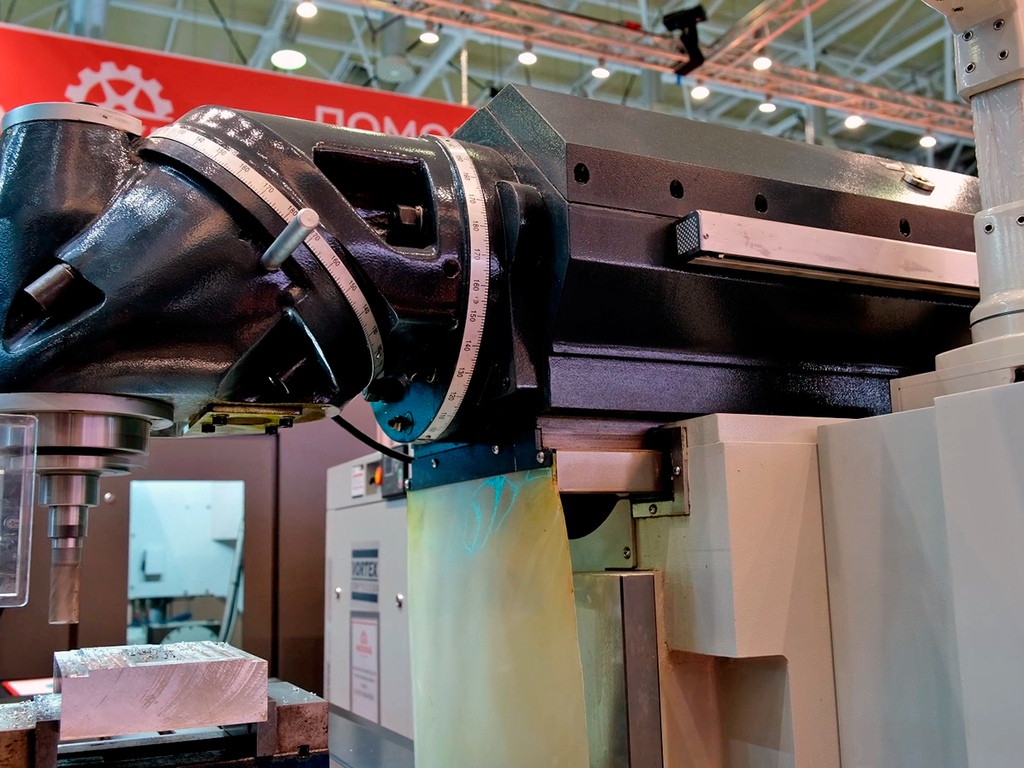 Вертикальный фрезерный станок FHU5A