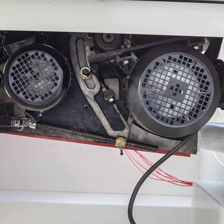 Форматно-раскроечный станок UA1600S