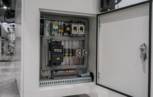 Кромкооблицовочный станок с ручной подачей Nanxing MF50S