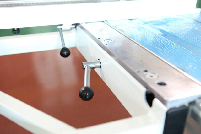 Форматно-раскроечный станок Nanxing MJK1132F1