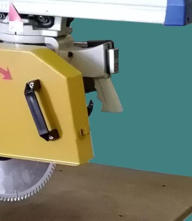 Торцовочный станок LTT MJ2236