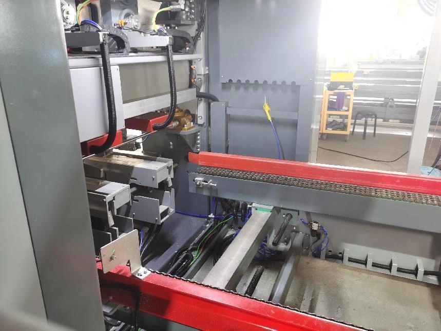 Автоматическая линия по сборке поддонов SF2000