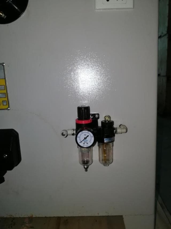 Кромкооблицовочный станок с автоподачей LTT MF50SA