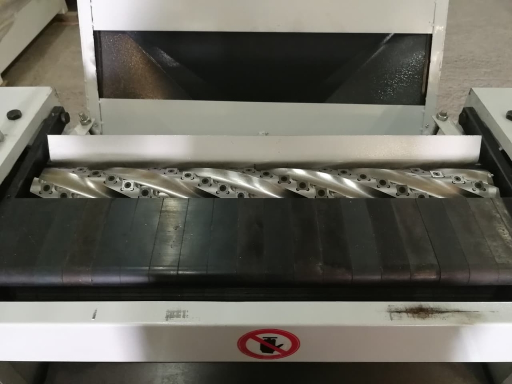 Рейсмусовый станок LTT MB106HL