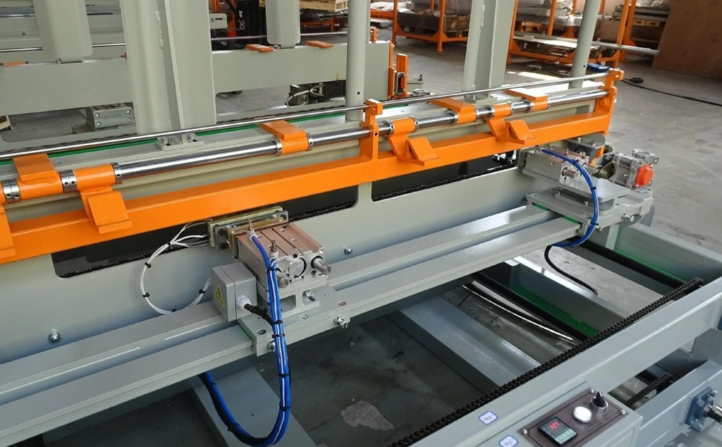 Полуавтоматическая линия сборки поддонов ITALL PALL PALLET MASTER 1000