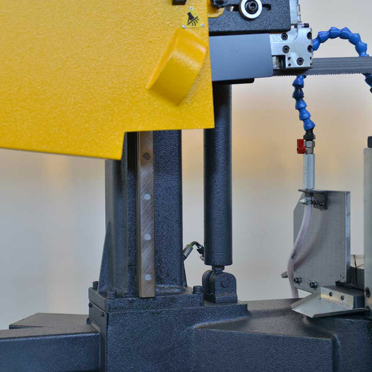 Ленточнопильный станок Beka-Mak BMSY 540CGH