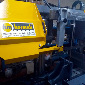 Полуавтоматический ленточнопильный станок Kesmak KSY 850X1300