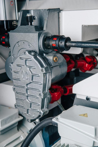 Четырехсторонний продольно-фрезерный станок QUADRO 723 High Speed SAW